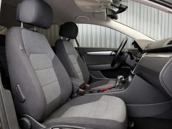 Volkswagen Passat B7 с пробегом 2013 года, цена 1 167 000 рублей, 177875 км, седан, Автокод Объявления