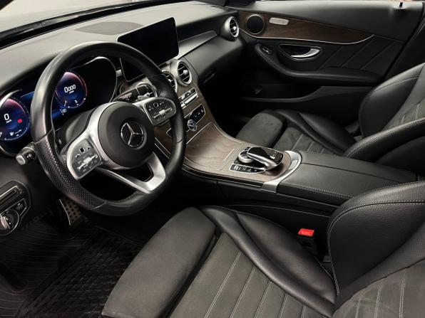 Mercedes-Benz C-Класс IV (W205) Рестайлинг с пробегом 2018 года, цена 2 849 000 рублей, 90991 км, седан, Автокод Объявления