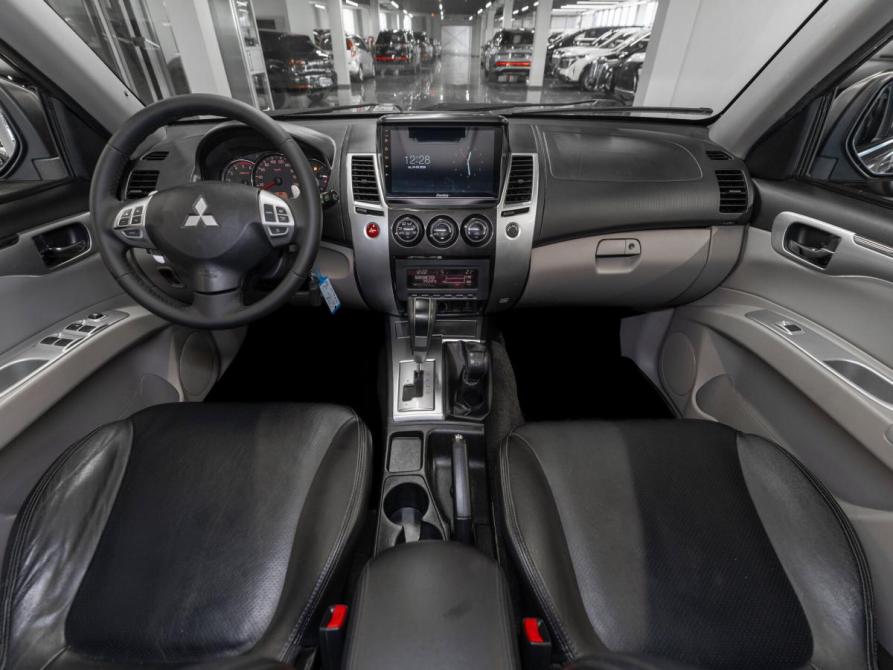 Mitsubishi Pajero Sport II Москва  - изображение 8