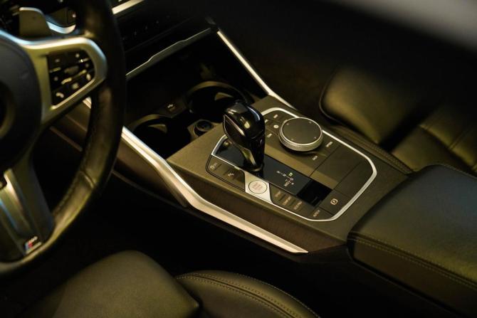 BMW 3 серии VII (G2x) с пробегом 2021 года, цена 4 500 000 рублей, 107795 км, седан, Автокод Объявления