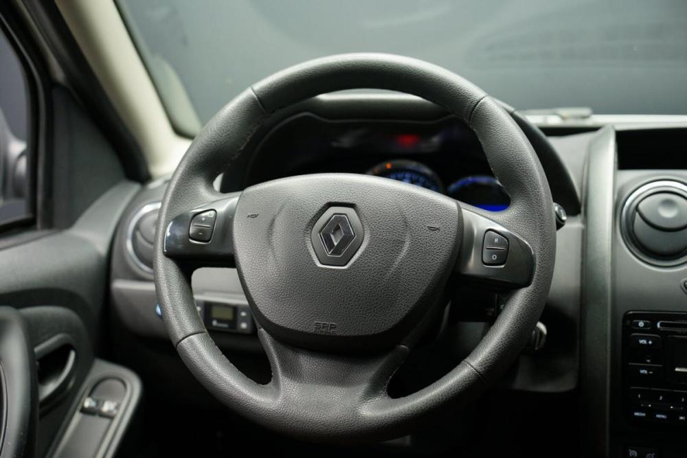 Renault Duster I Рестайлинг Крым  - изображение 12
