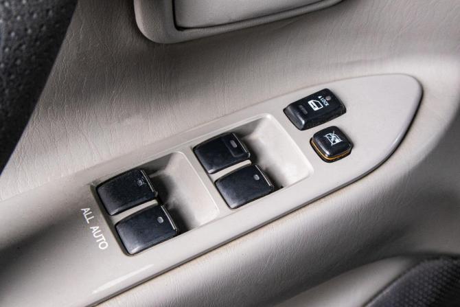 Toyota Land Cruiser 100 Series Рестайлинг 2 с пробегом 2007 года, цена 2 089 000 рублей, 367500 км, внедорожник, Автокод Объявления