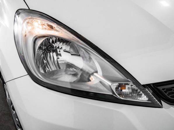 Honda Fit II с пробегом 2012 года, цена 819 500 рублей, 130093 км, хэтчбек, Автокод Объявления