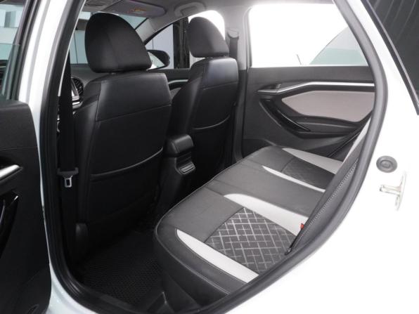 Lada (ВАЗ) Vesta I с пробегом 2022 года, цена 1 439 000 рублей, 84233 км, универсал, Автокод Объявления