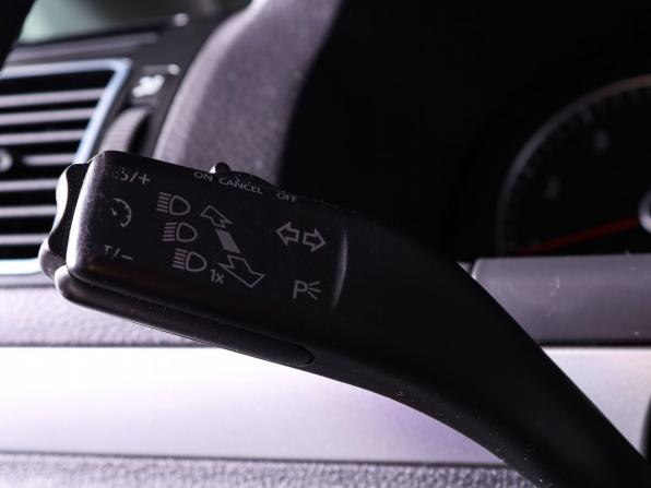 Volkswagen Touran I Рестайлинг 2 с пробегом 2013 года, цена 1 250 000 рублей, 261730 км, компактвэн, Автокод Объявления