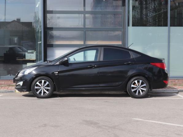 Hyundai Solaris I Рестайлинг с пробегом 2016 года, цена 1 047 000 рублей, 117000 км, седан, Автокод Объявления