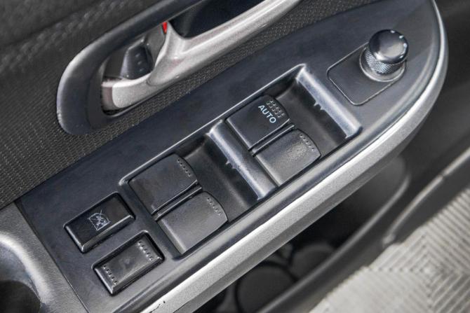Suzuki Grand Vitara II с пробегом 2007 года, цена 949 000 рублей, 240000 км, внедорожник, Автокод Объявления