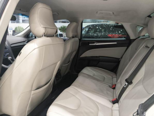 Ford Mondeo V с пробегом 2016 года, цена 1 450 000 рублей, 217000 км, седан, Автокод Объявления