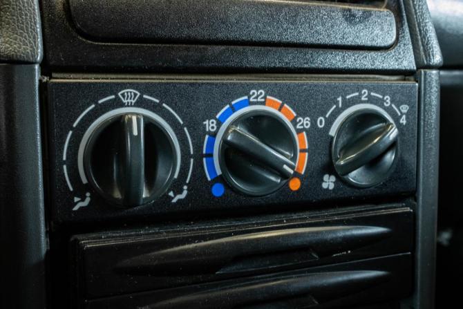 Lada (ВАЗ) 2112 с пробегом 2009 года, цена 279 000 рублей, 118823 км, хэтчбек, Автокод Объявления