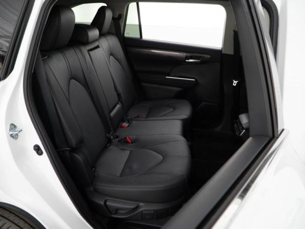 Toyota Highlander IV (XU70) с пробегом 2026 года, цена 5 494 434 рубля, 77 км, внедорожник, Автокод Объявления