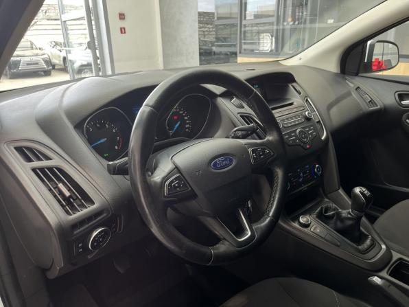 Ford Focus III Рестайлинг с пробегом 2016 года, цена 880 000 рублей, 195000 км, хэтчбек, Автокод Объявления