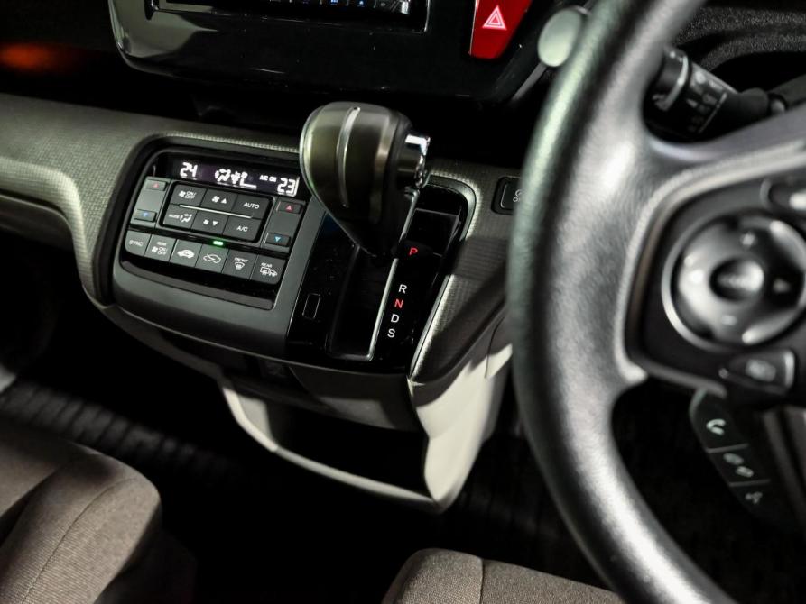 Honda Stepwgn V Рестайлинг Екатеринбург  - изображение 14