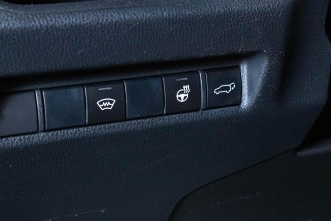 Toyota RAV4 V (XA50) с пробегом 2019 года, цена 2 989 000 рублей, 119392 км, внедорожник, Автокод Объявления