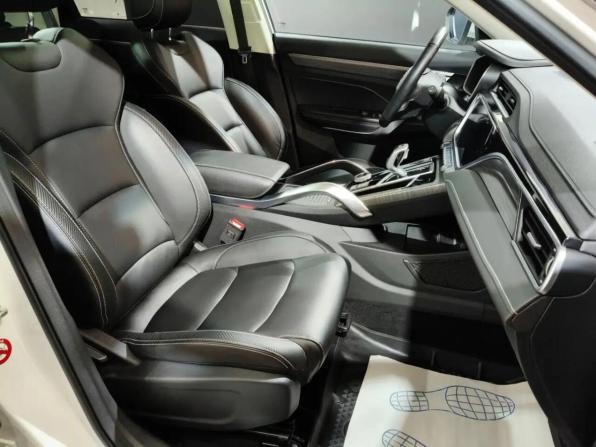 Geely Atlas Pro с пробегом 2022 года, цена 2 080 000 рублей, 41504 км, внедорожник, Автокод Объявления
