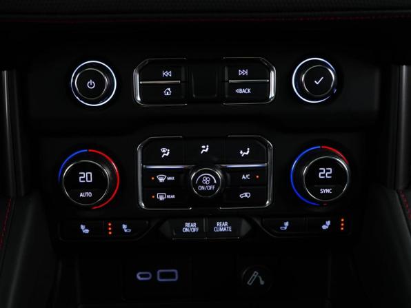 Chevrolet Tahoe V с пробегом 2021 года, цена 7 497 077 рублей, 65508 км, внедорожник, Автокод Объявления