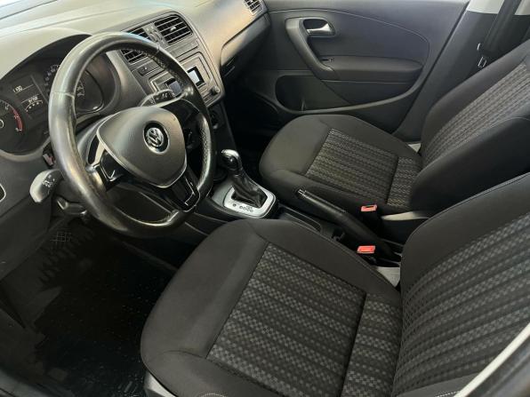 Volkswagen Polo V Рестайлинг с пробегом 2017 года, цена 1 114 460 рублей, 129100 км, седан, Автокод Объявления