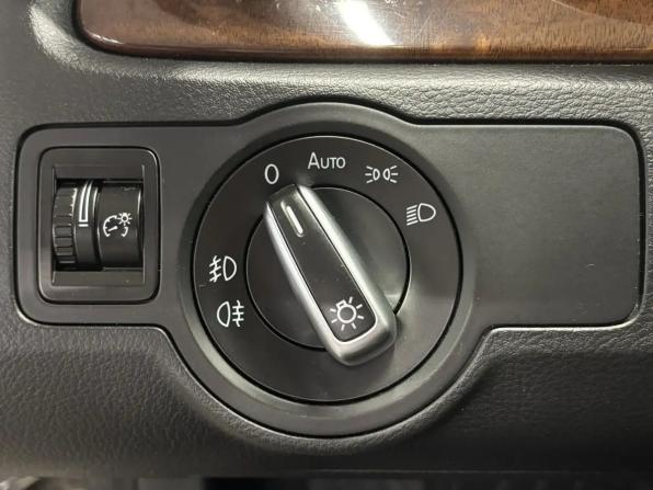Volkswagen Passat B7 с пробегом 2013 года, цена 1 099 000 рублей, 157625 км, седан, Автокод Объявления