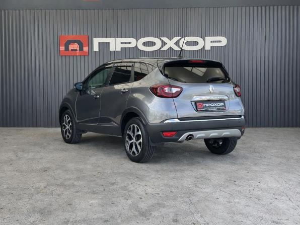 Renault Kaptur I Рестайлинг с пробегом 2020 года, цена 1 747 000 рублей, 83001 км, внедорожник, Автокод Объявления