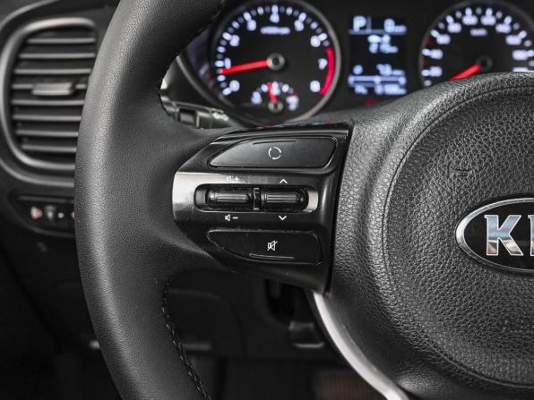 Kia Rio IV с пробегом 2018 года, цена 915 111 рублей, 131586 км, седан, Автокод Объявления