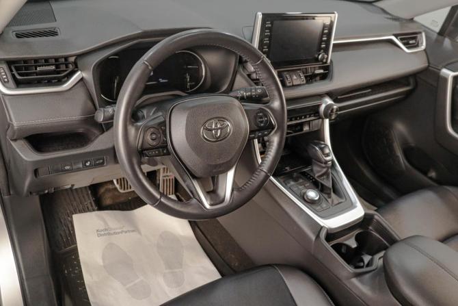 Toyota RAV4 V (XA50) с пробегом 2020 года, цена 3 779 000 рублей, 64000 км, внедорожник, Автокод Объявления