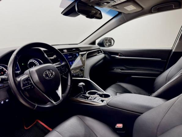 Toyota Camry VIII (XV70) с пробегом 2019 года, цена 2 967 000 рублей, 112354 км, седан, Автокод Объявления