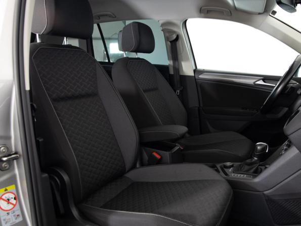 Volkswagen Tiguan II с пробегом 2018 года, цена 2 099 000 рублей, 125034 км, внедорожник, Автокод Объявления