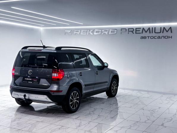 Skoda Yeti I Рестайлинг с пробегом 2017 года, цена 1 499 000 рублей, 82000 км, внедорожник, Автокод Объявления