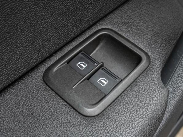 Skoda Yeti I с пробегом 2013 года, цена 1 440 000 рублей, 34752 км, внедорожник, Автокод Объявления