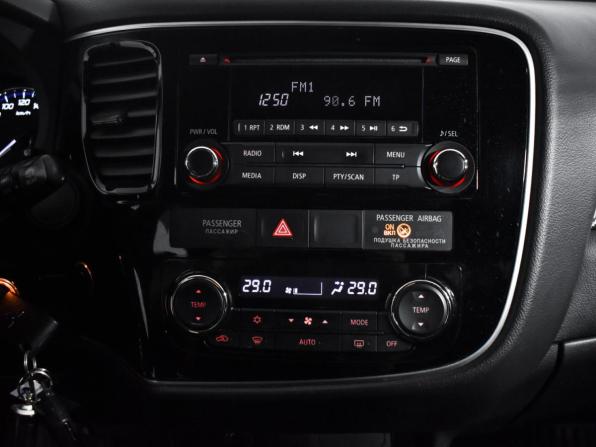 Mitsubishi Outlander III Рестайлинг 2 с пробегом 2017 года, цена 1 339 000 рублей, 223000 км, внедорожник, Автокод Объявления