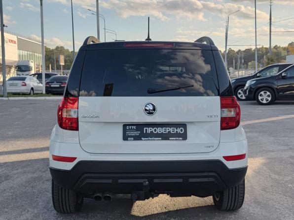Skoda Yeti I Рестайлинг с пробегом 2017 года, цена 1 290 000 рублей, 209469 км, внедорожник, Автокод Объявления