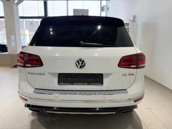 Volkswagen Touareg II Рестайлинг с пробегом 2018 года, цена 3 350 000 рублей, 169436 км, внедорожник, Автокод Объявления