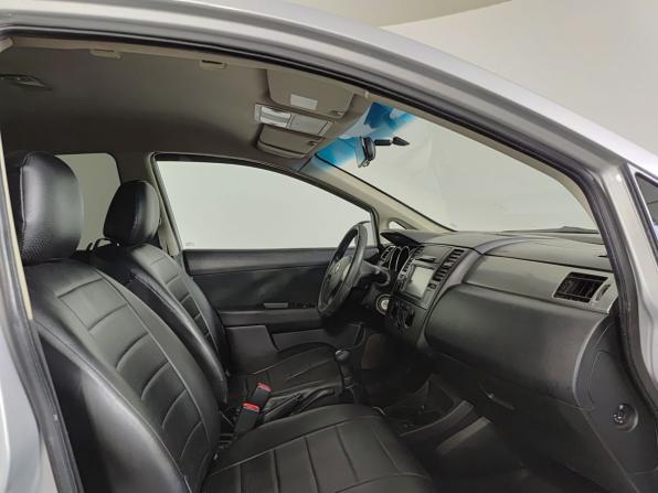 Nissan Tiida I Рестайлинг с пробегом 2010 года, цена 650 000 рублей, 207267 км, седан, Автокод Объявления