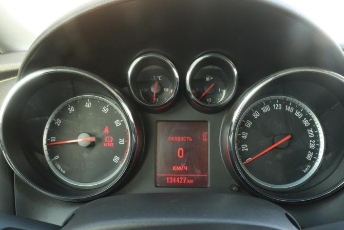 Opel Astra J с пробегом 2012 года, цена 629 900 рублей, 134388 км, хэтчбек, Автокод Объявления