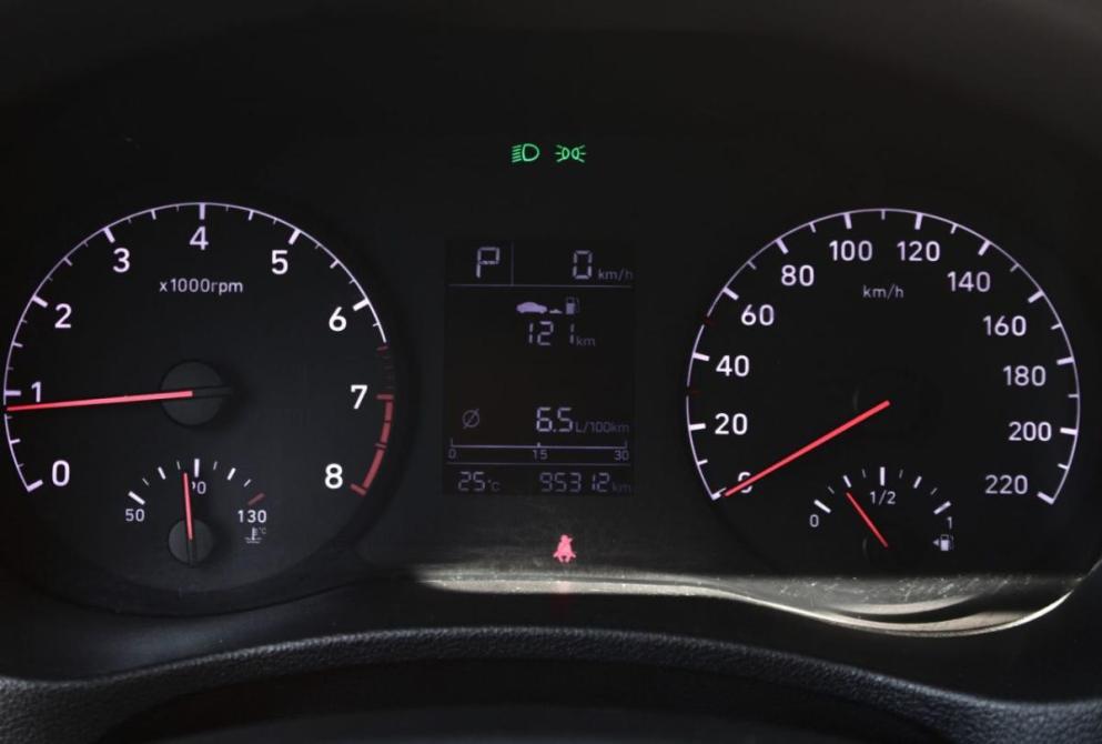 Hyundai Solaris I Рестайлинг Саратов  - изображение 16