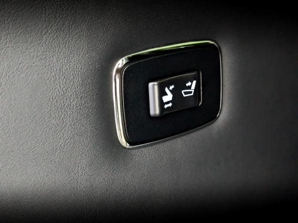 Toyota Alphard III Рестайлинг с пробегом 2021 года, цена 7 150 000 рублей, 52278 км, минивэн, Автокод Объявления