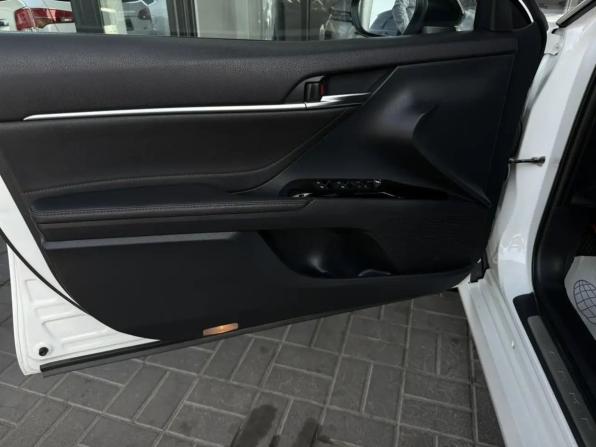 Toyota Camry VIII (XV70) с пробегом 2021 года, цена 3 189 000 рублей, 102608 км, седан, Автокод Объявления