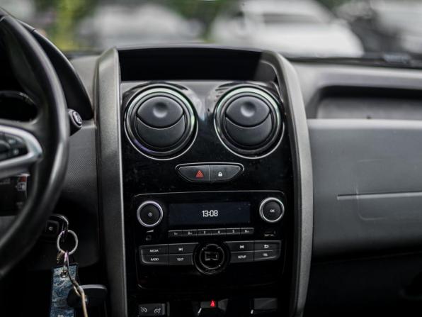 Renault Duster I Рестайлинг с пробегом 2019 года, цена 1 160 000 рублей, 211128 км, внедорожник, Автокод Объявления