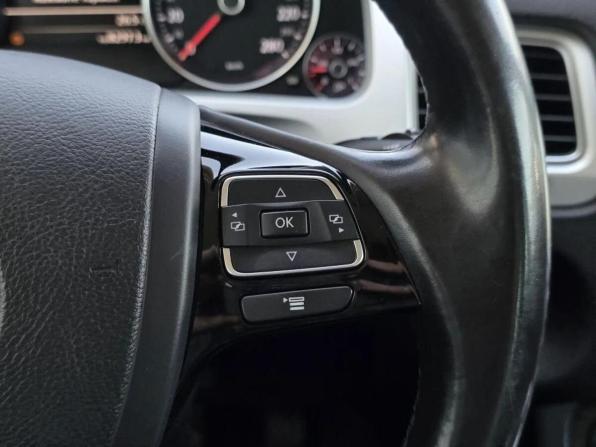 Volkswagen Touareg II Рестайлинг с пробегом 2017 года, цена 2 730 000 рублей, 220505 км, внедорожник, Автокод Объявления