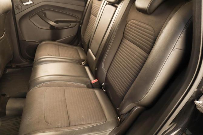 Ford Kuga II Рестайлинг с пробегом 2018 года, цена 1 729 000 рублей, 131000 км, внедорожник, Автокод Объявления