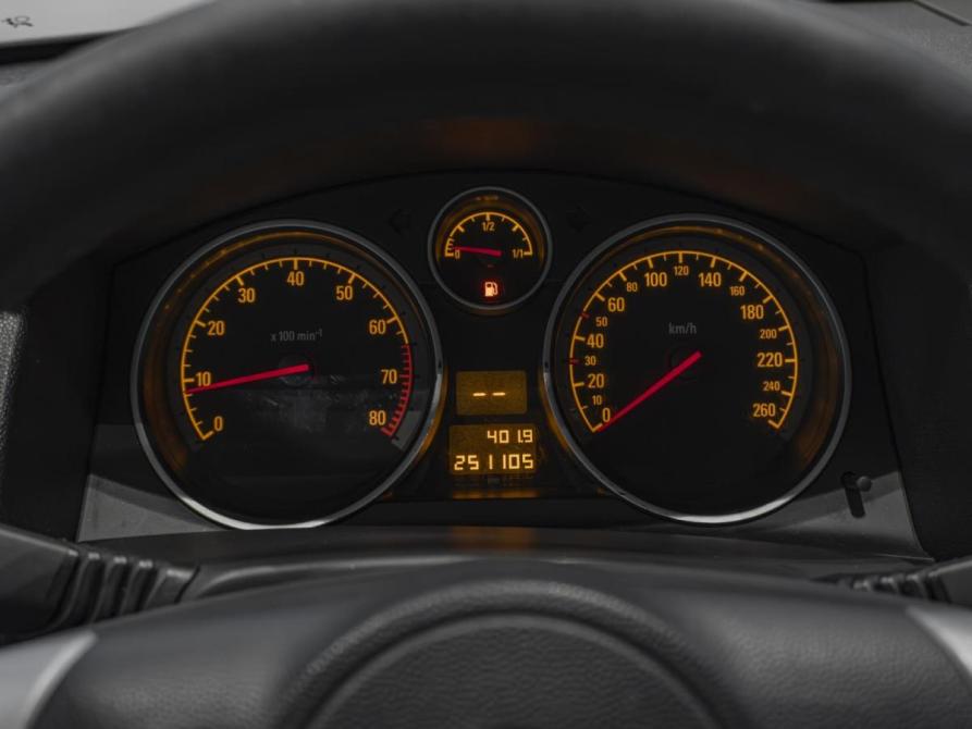 Opel Astra H Рестайлинг Мурманск  - изображение 13