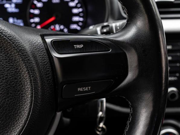 Kia Rio IV с пробегом 2017 года, цена 1 480 000 рублей, 89312 км, седан, Автокод Объявления