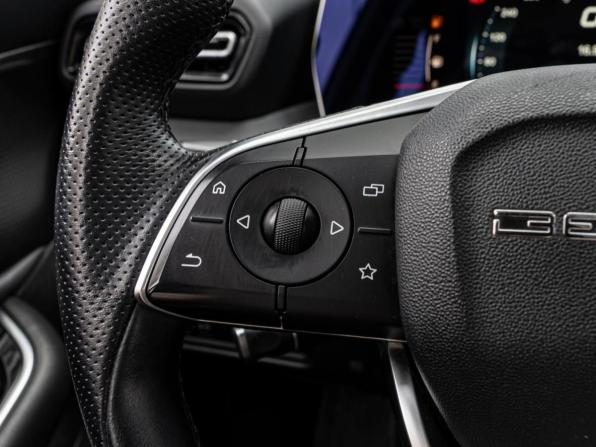 BAIC U5 Plus с пробегом 2023 года, цена 1 290 000 рублей, 47753 км, седан, Автокод Объявления