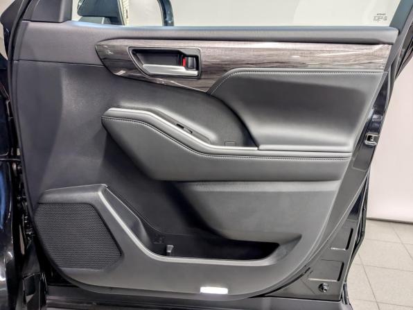 Toyota Highlander IV (XU70) с пробегом 2025 года, цена 5 290 000 рублей, 5585 км, внедорожник, Автокод Объявления