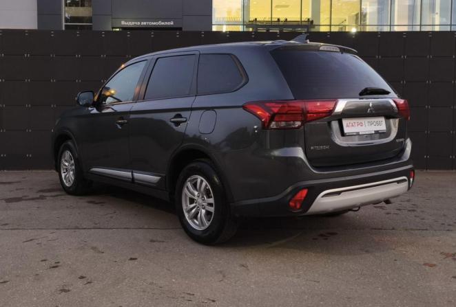 Mitsubishi Outlander III Рестайлинг 3 с пробегом 2020 года, цена 2 524 000 рублей, 108000 км, внедорожник, Автокод Объявления