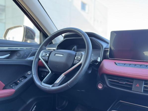 Haval Jolion I Рестайлинг с пробегом 2024 года, цена 2 095 000 рублей, 21966 км, внедорожник, Автокод Объявления