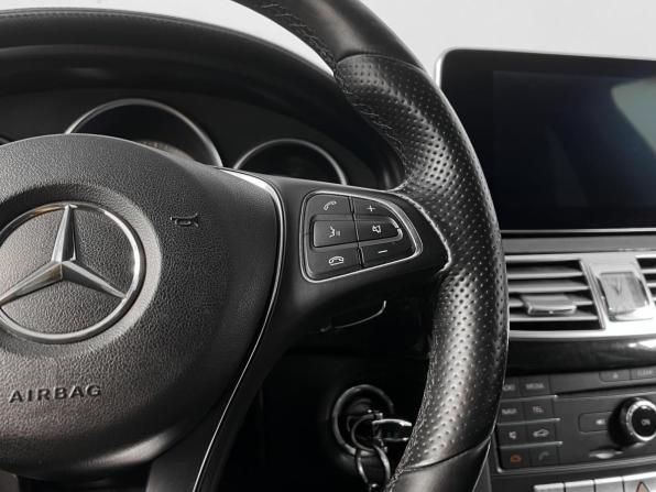 Mercedes-Benz CLS II (C218) Рестайлинг с пробегом 2015 года, цена 2 549 900 рублей, 267571 км, седан, Автокод Объявления