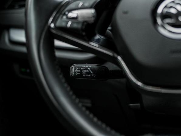 Skoda Octavia IV (A8) с пробегом 2021 года, цена 1 875 000 рублей, 176050 км, лифтбек, Автокод Объявления