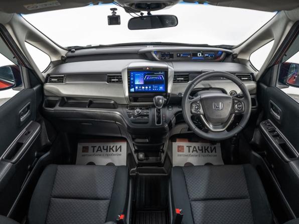 Honda Freed II с пробегом 2017 года, цена 1 385 000 рублей, 166421 км, компактвэн, Автокод Объявления