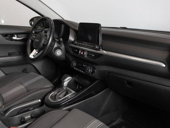 Kia Cerato IV Рестайлинг с пробегом 2022 года, цена 2 199 658 рублей, 120000 км, седан, Автокод Объявления