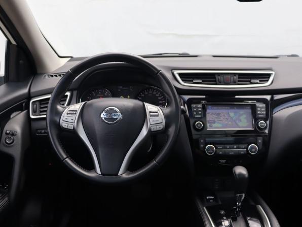 Nissan Qashqai II с пробегом 2017 года, цена 1 625 000 рублей, 80953 км, внедорожник, Автокод Объявления